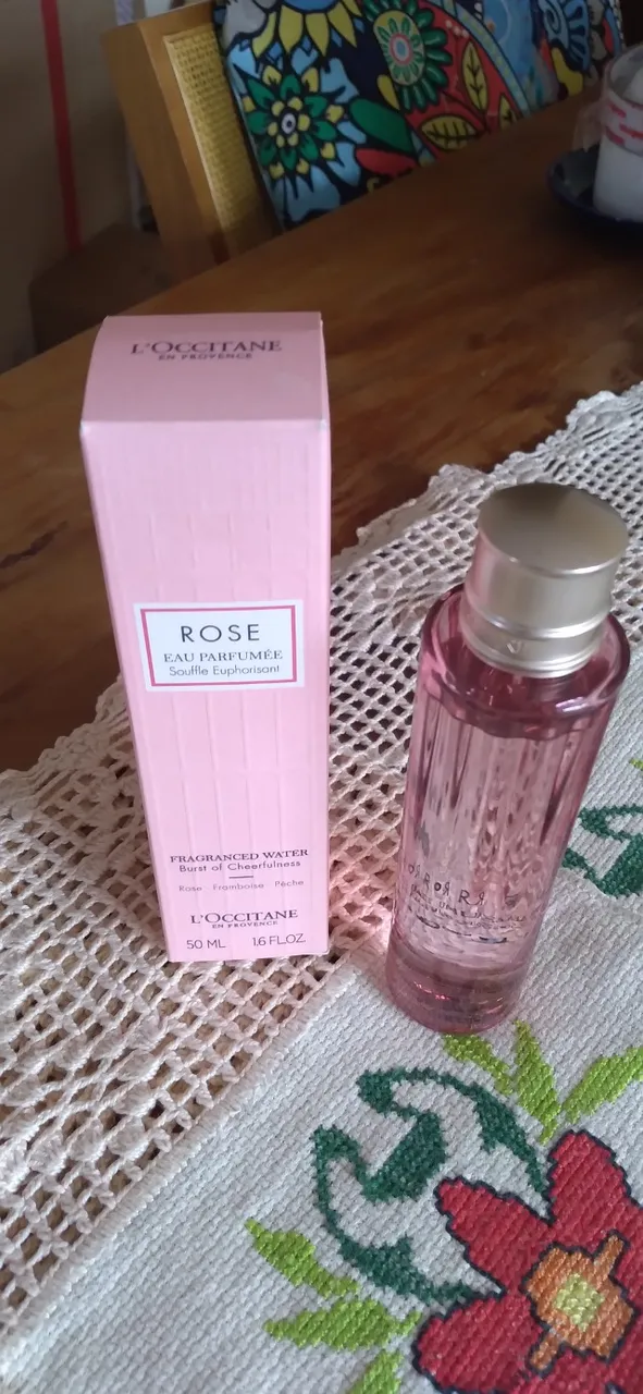 L'OCCITANE ROSAS DESCONTINUADO.