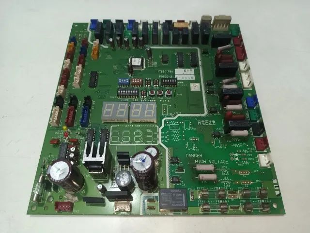 Placa de Ar-condicionado - Hitachi (17B34179A)