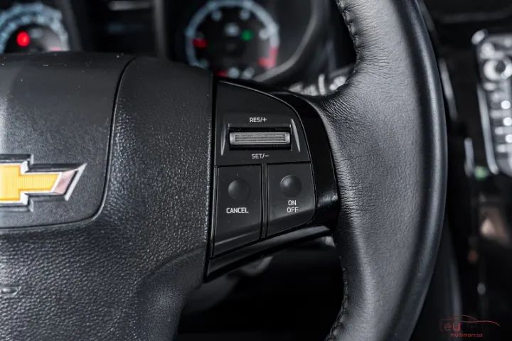 Trailblazer 2.8 TD 4x4 - impecável e com 7 lugares - Foto 13