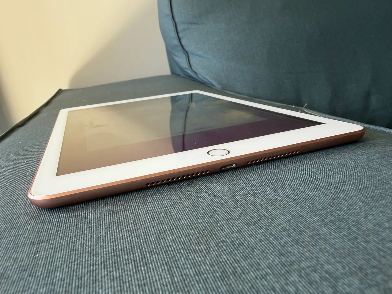 iPad本体 t_groover iPad Gold Rose 32GB 7ª Geração - Tablets e E-Readers - Parque