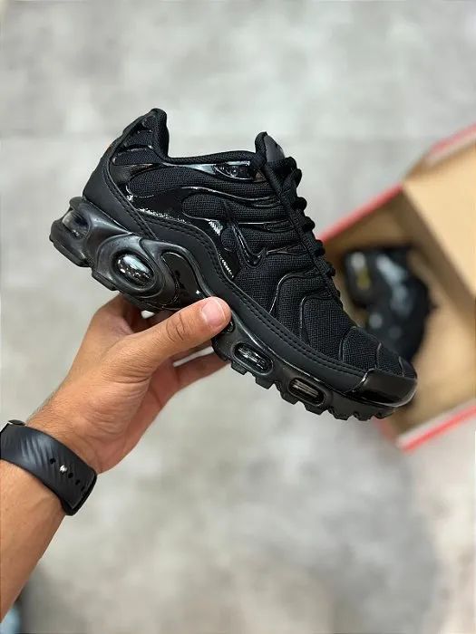 Tênis Nike Air Max Plus Tn Preto