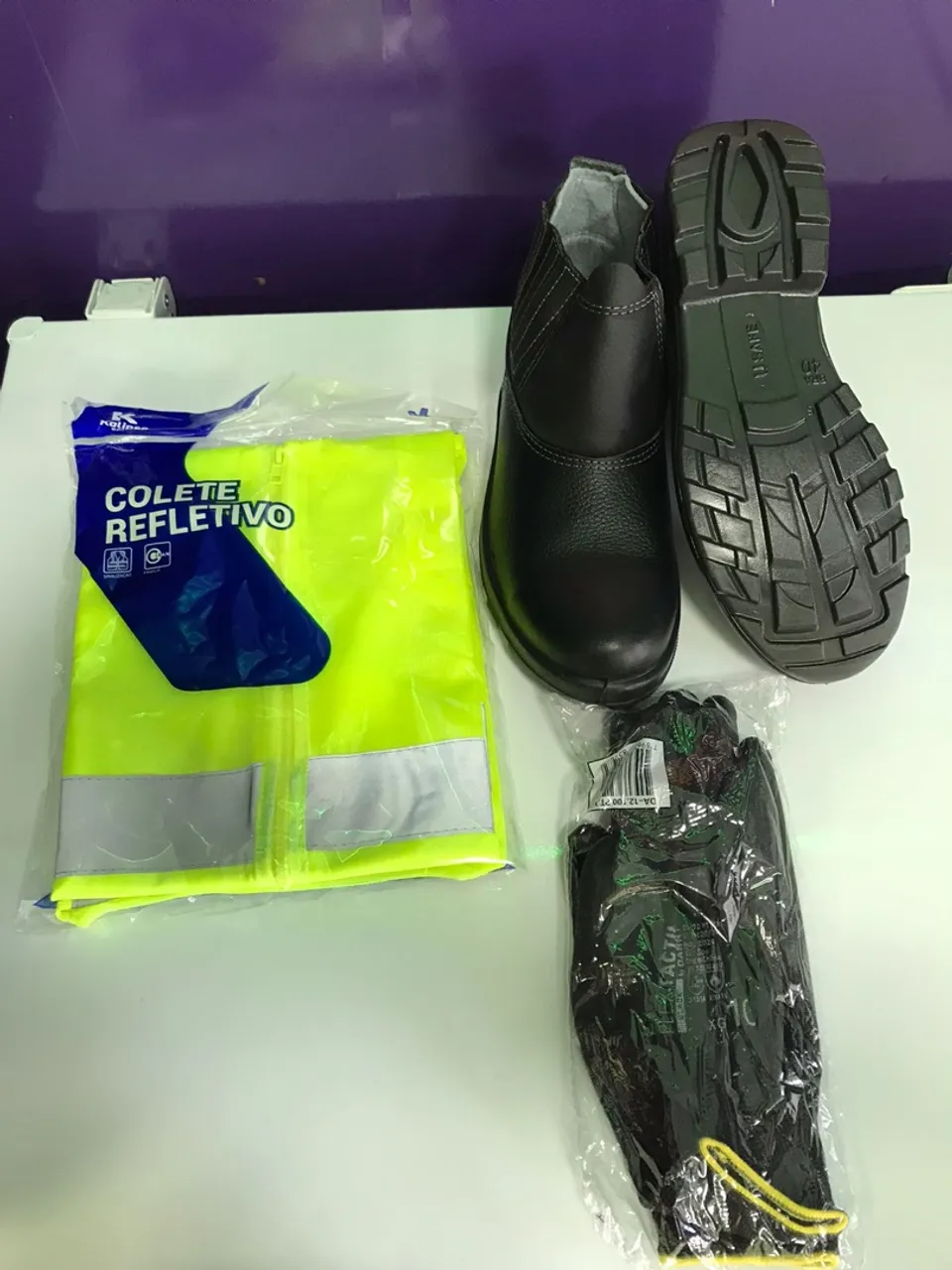 Kit EPI Completo: Colete, Bota e Luva de Segurança