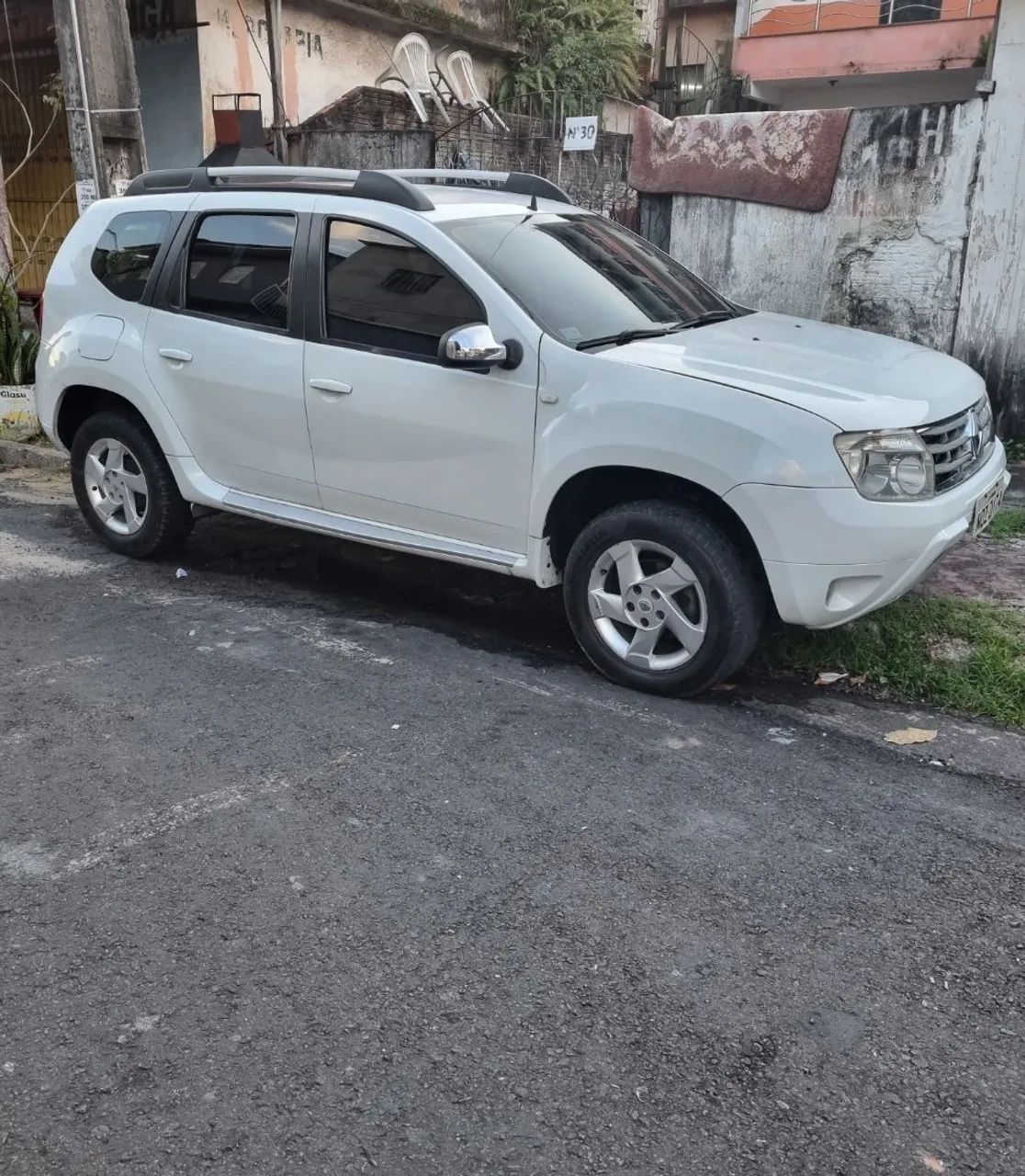 RENAULT DUSTER  - Foto 2