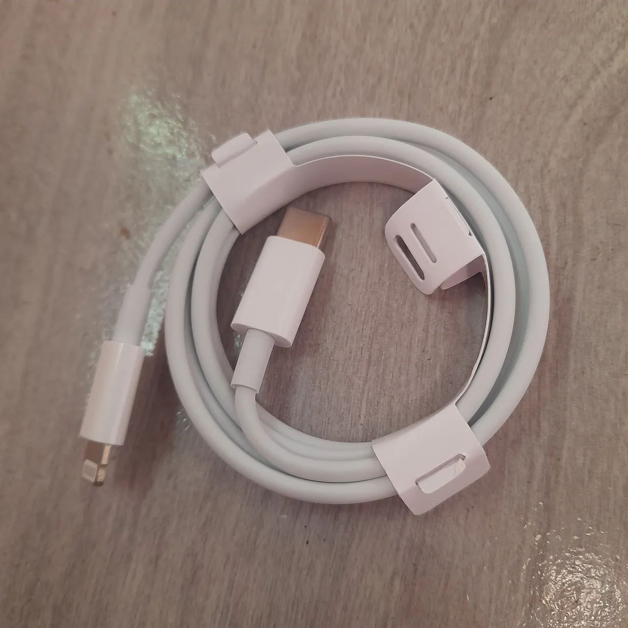 Carregador de Celular 20W USB-C Para Iphone  - Foto 2
