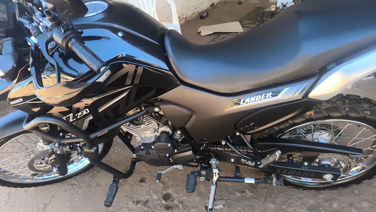 VENDE SE MOTO NOVA 