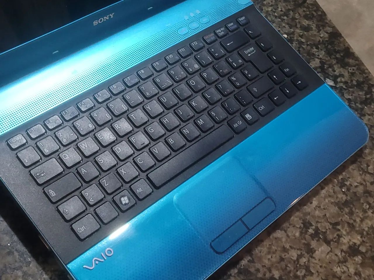 Notebook Sony vaio com i3 e 6 gb de ram 450 Gb armazenamento