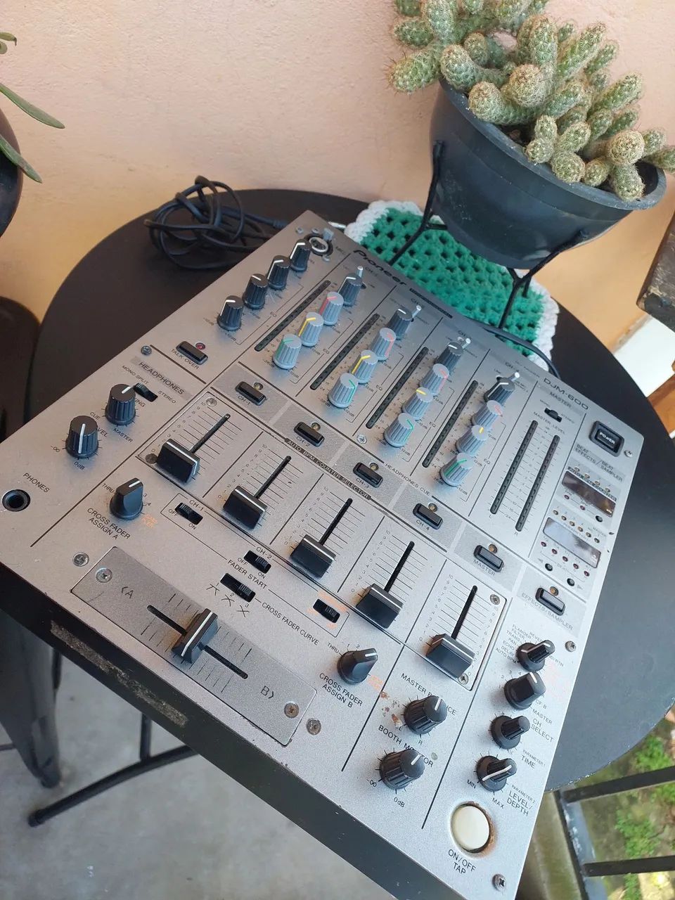 Mixer pioneer DJM -600.  3.500  - Foto 5