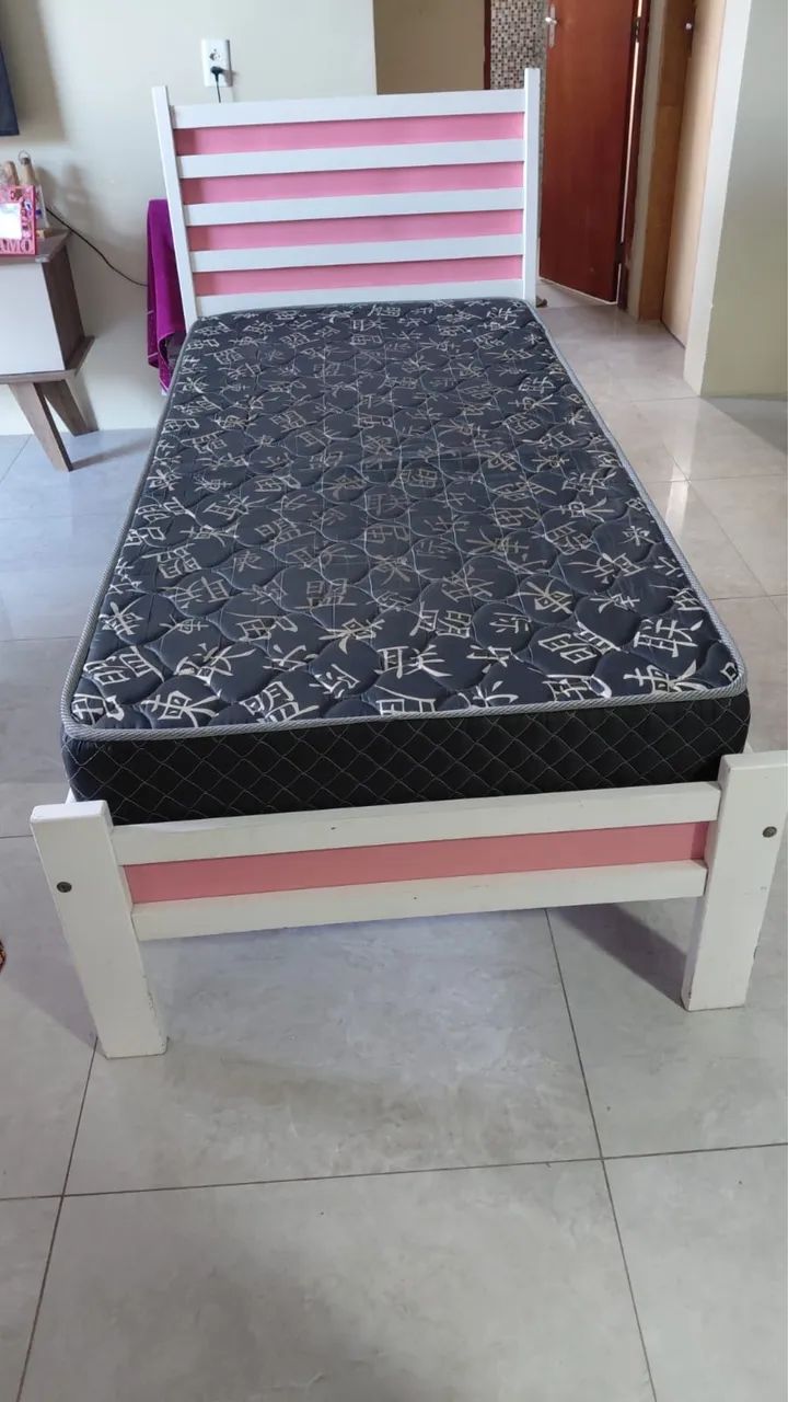 CAMA DE SOLTEIRO FEMININA 