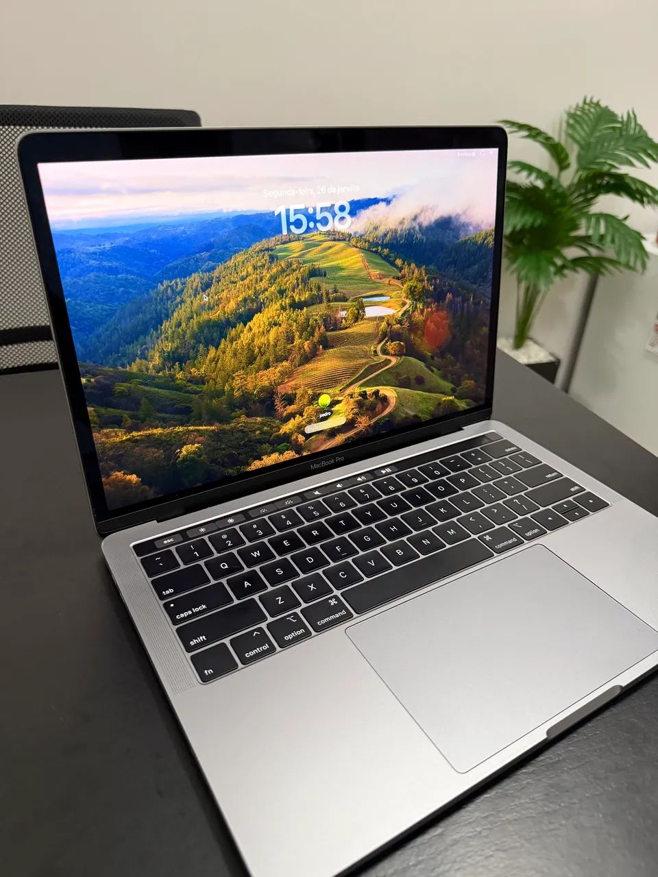 MacBook Pro 2019 13? TouchBar | Intel i5 | 8GB 256GB - Notebooks