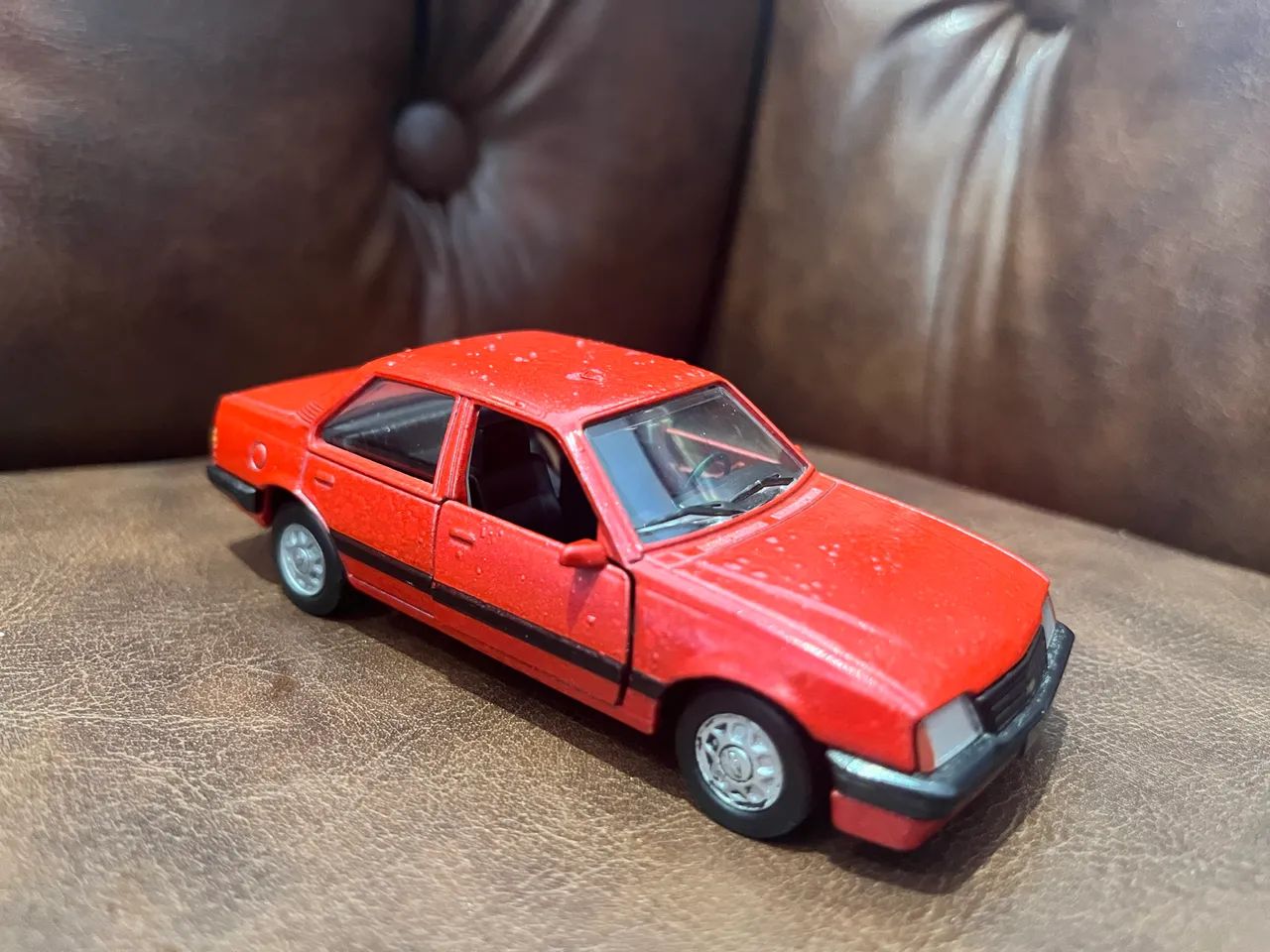Miniatura de metal Monza 