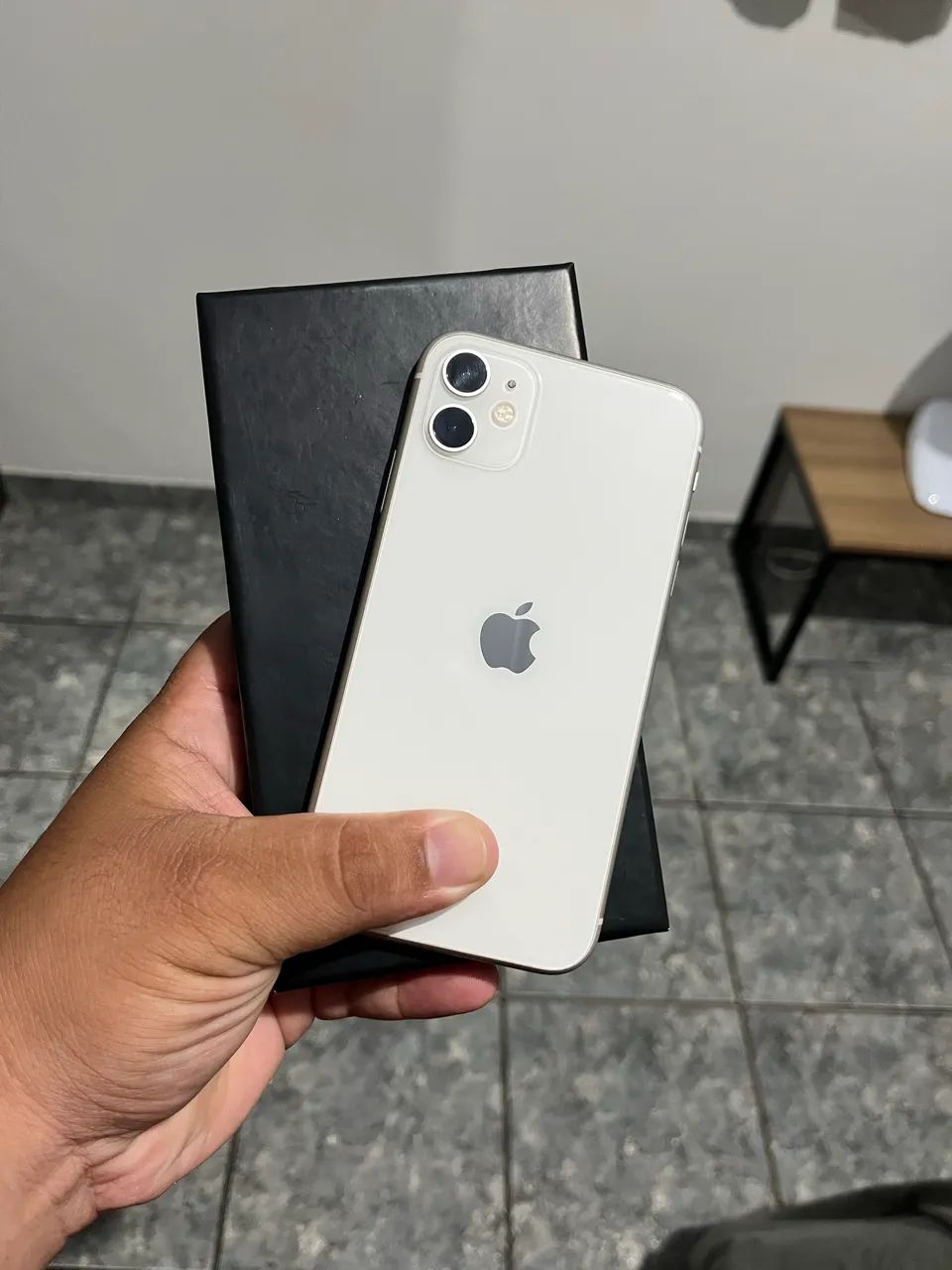 VENDO IPHONE 11 64GB ? 