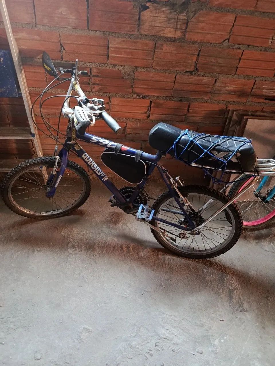 Bicicleta aro 20 montada 