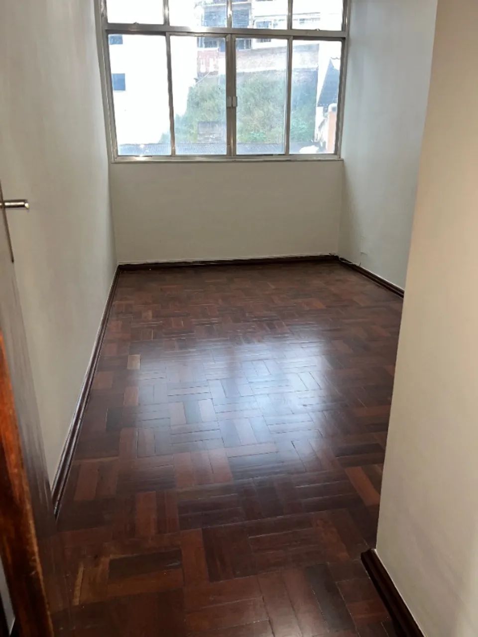 ALUGA-SE APARTAMENTO NO CENTRO - Foto 5