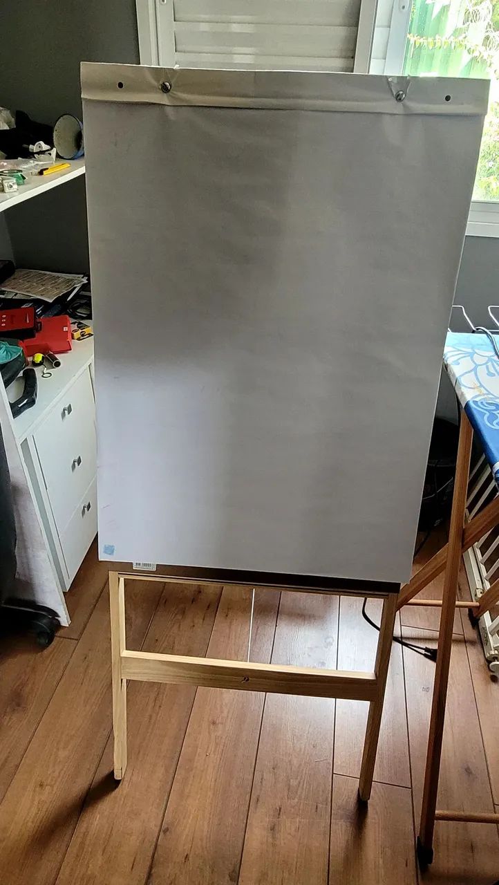 Flip Chart com cavalete de madeira