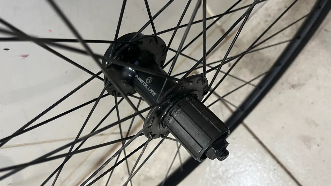Par de aros 29 cubo absolute k7 