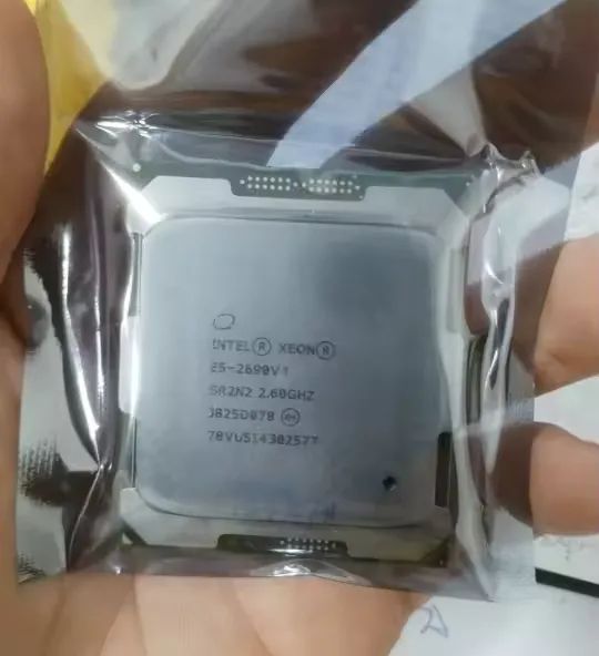 Processador Intel Xeon E5-2690 v4 14 Núcleos 28 Threads LGA 2011-3 - Foto 2