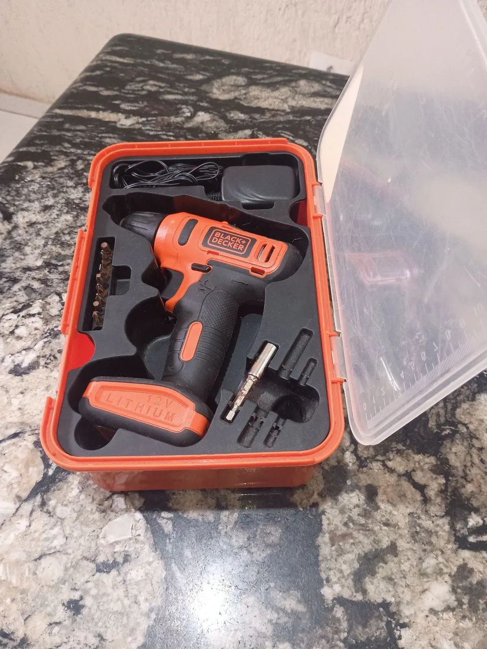 Parafusadeira black Decker 
