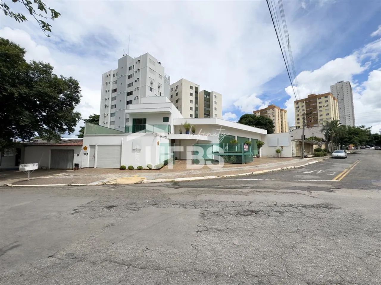Sobrado comercial com fino acabamento - Foto 3