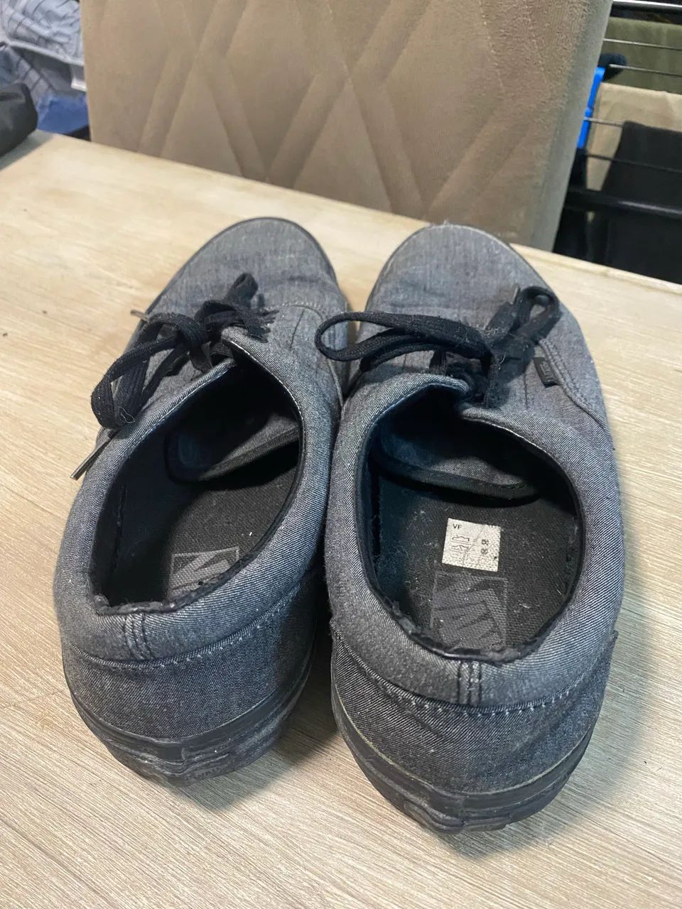 Tênis Vans cinza chumbo - cano baixo - Foto 2