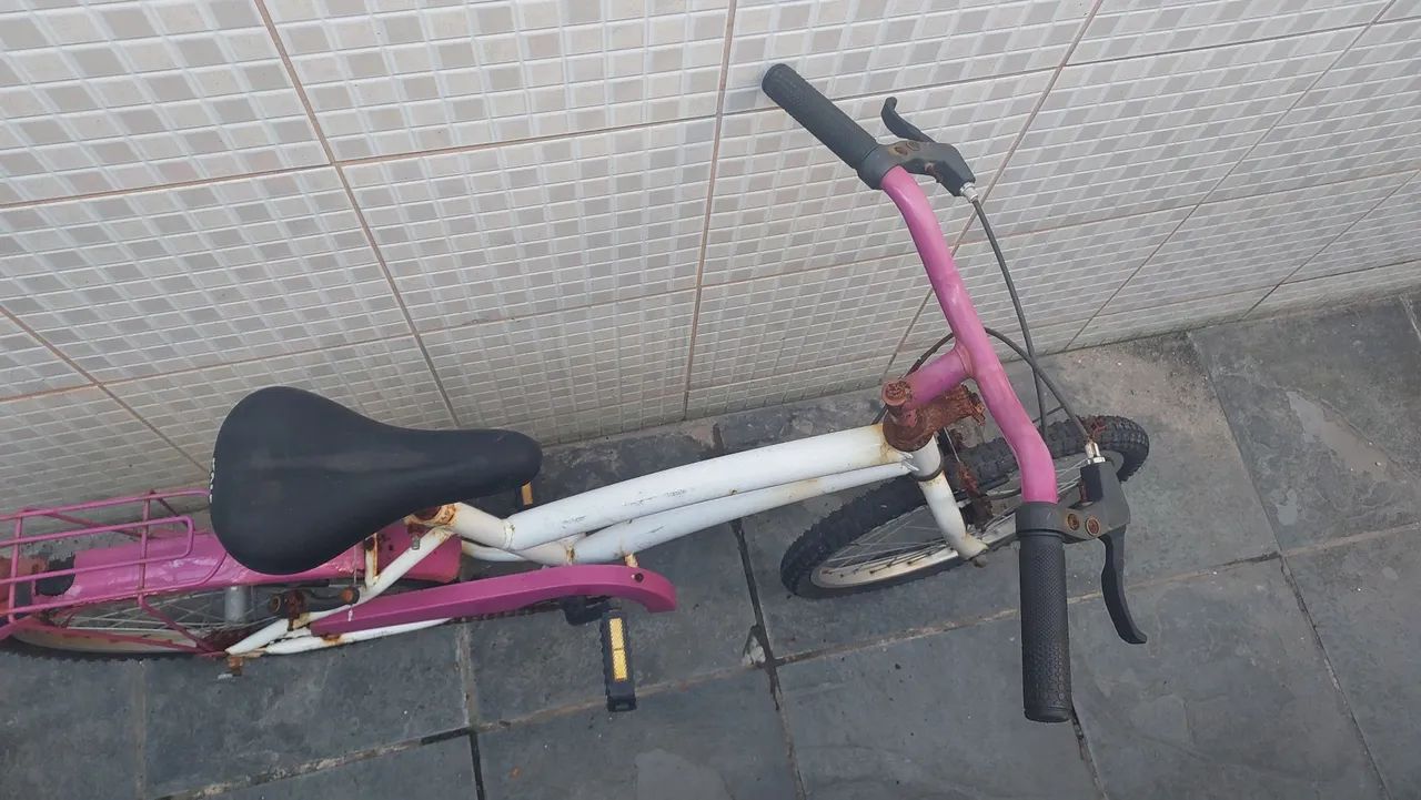 Bicicleta usada aro 20 - Foto 3