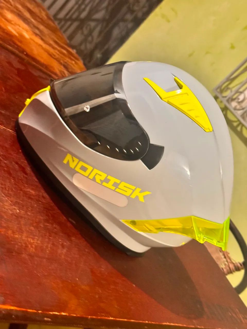 Capacete Norisk Flow Monocolor Cinza Viseira  - Foto 2