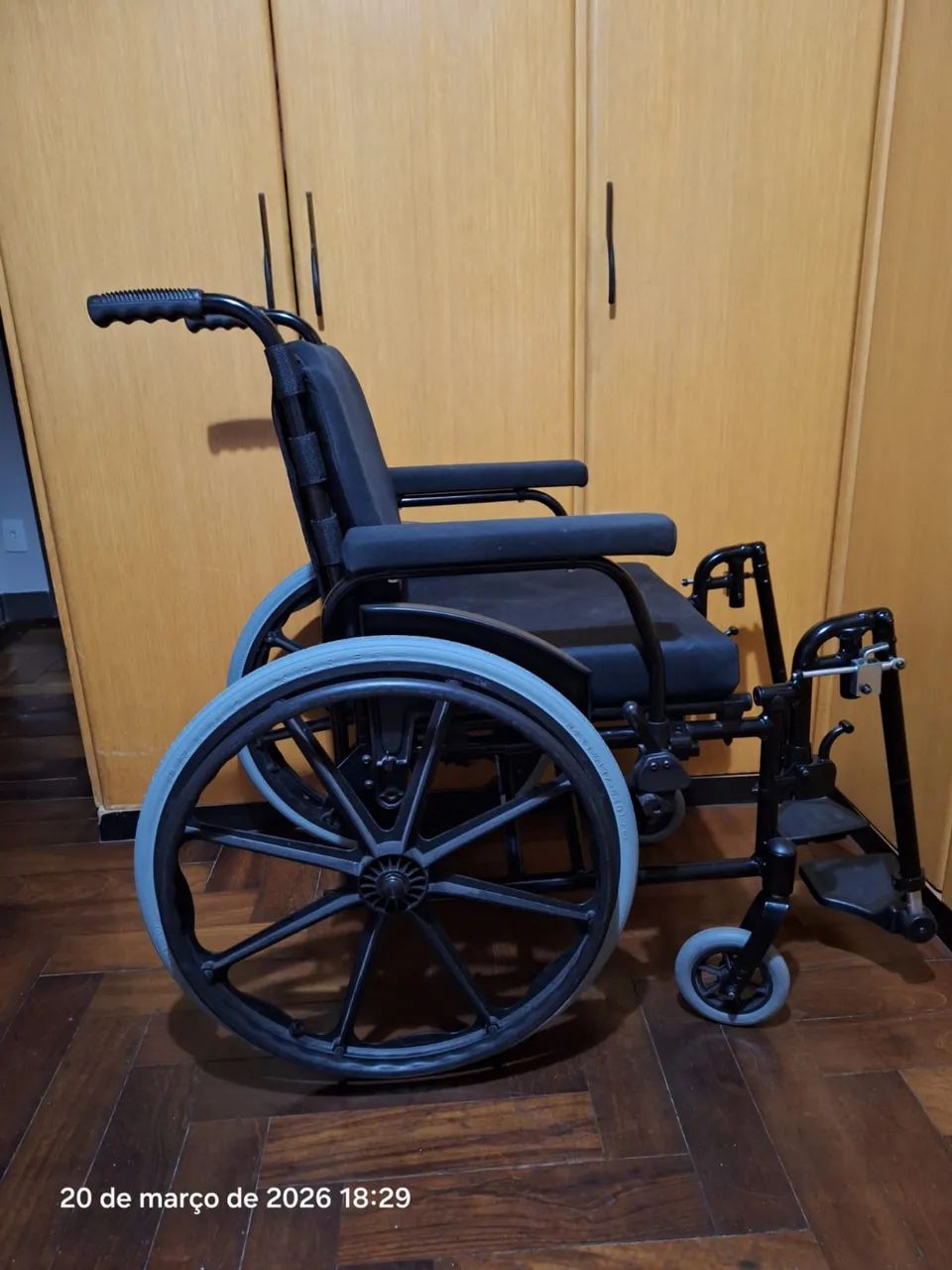 cadeira de rodas ortobras 45   - Foto 4