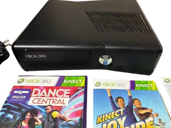 Xbox 360 1439 Desbloqueado + 2 controles + Kinect - Foto 2