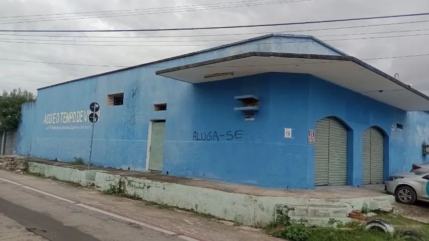 Galpão/Depósito Amplo com ótima localização. - Foto 2