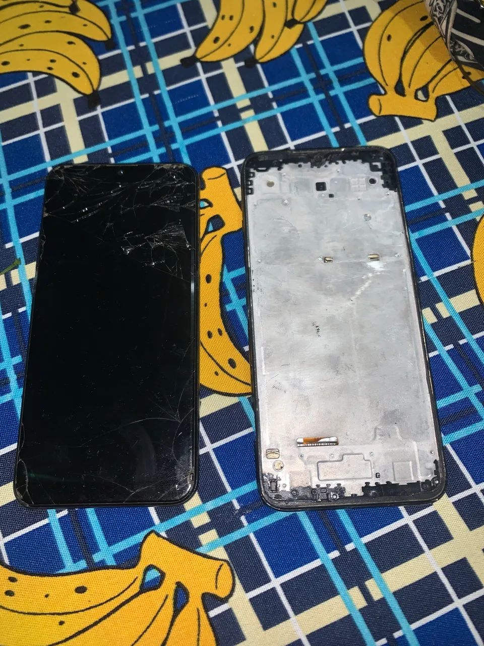 Dois celular LG k41s e LG k40s