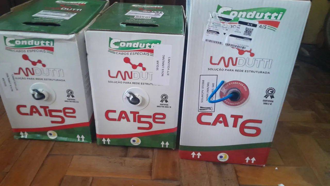 3 caixas de cabo de rede zero