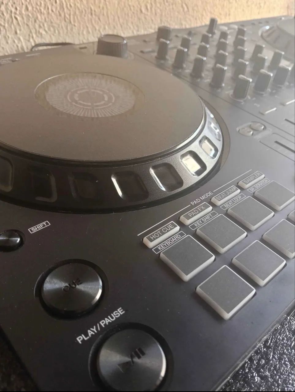 CONTROLADORA DDJ FLX6 + CASE PERFEITA  - Foto 4