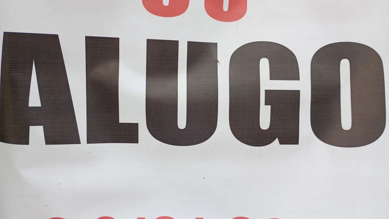 Alugo casa