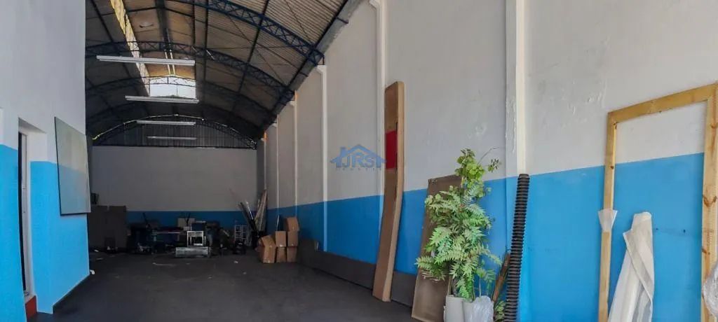 Galpão para alugar em Barueri, Vila Militar, com 300 m² - Foto 3