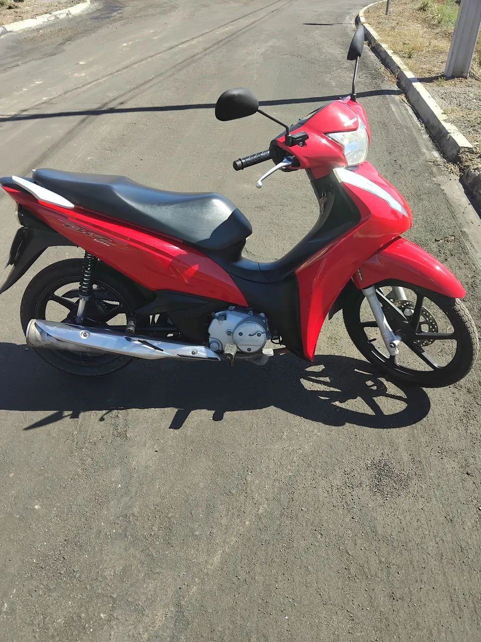 Biz 125 2018 - Foto 3