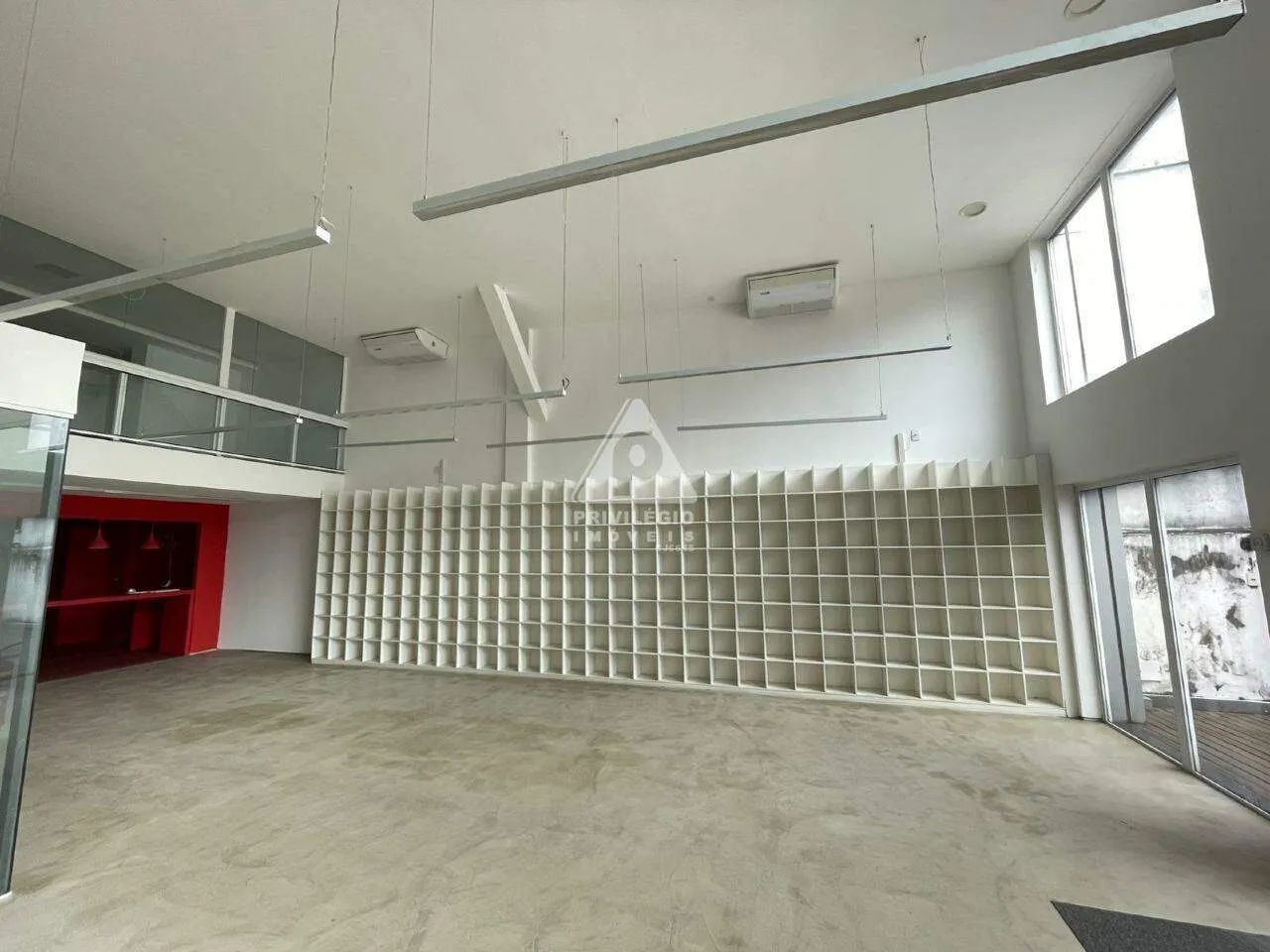 PRÉDIO COMERCIAL COM 724M² NA OLEGÁRIO MACIEL A 1 MINUTO DA PRAIA - Foto 3