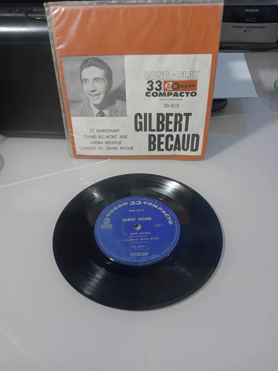 VINIL Gilbert Becaud  - Foto 4