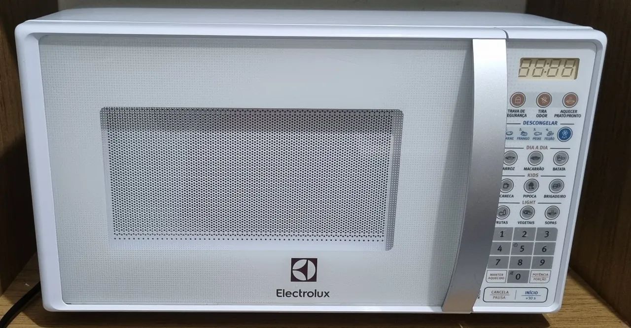 Microondas Eletrolux 20 L - Foto 2