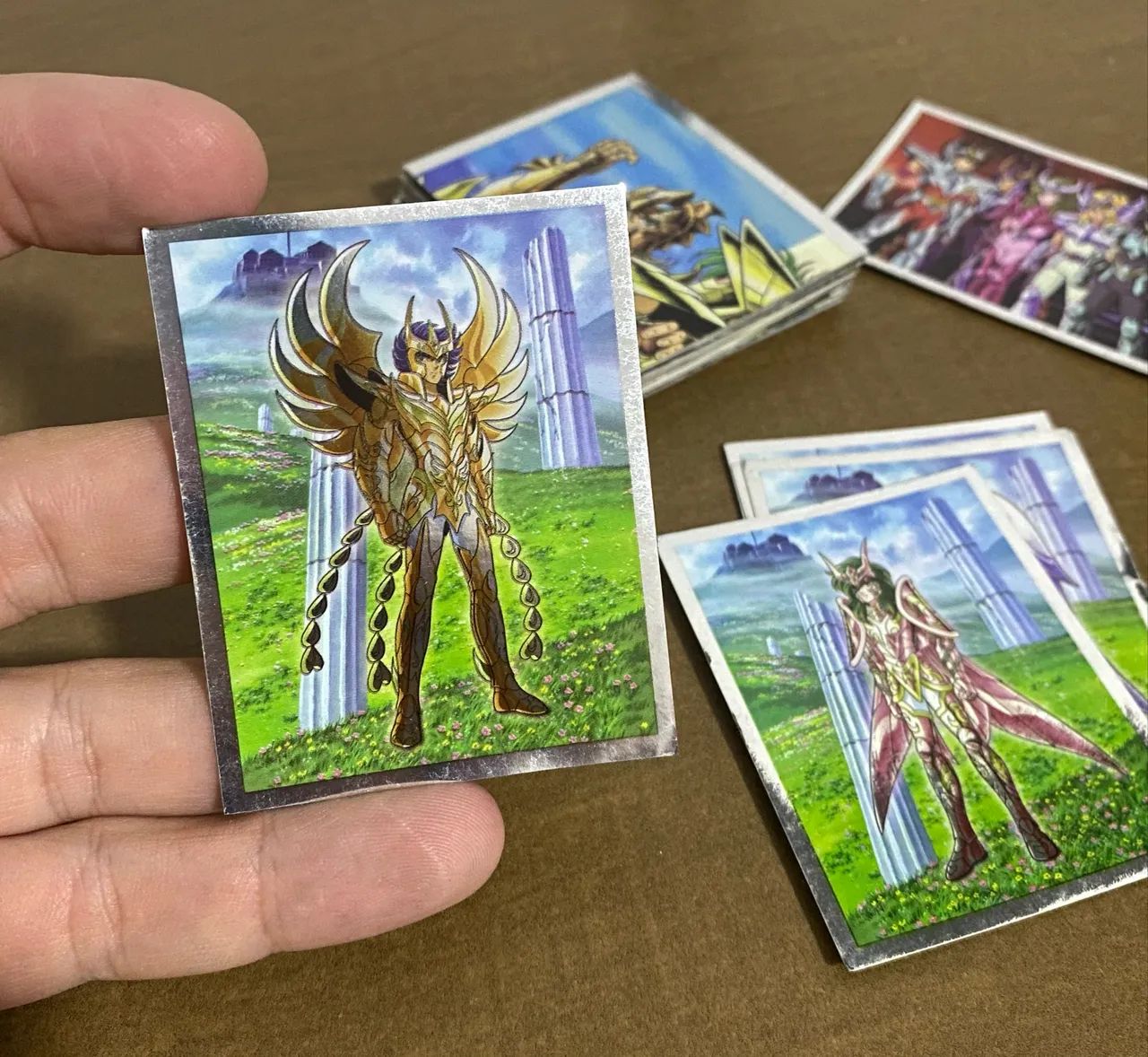 Kit 6 Figurinhas CDZ Cromadas Armaduras Divinas (Seiya, Shiryu