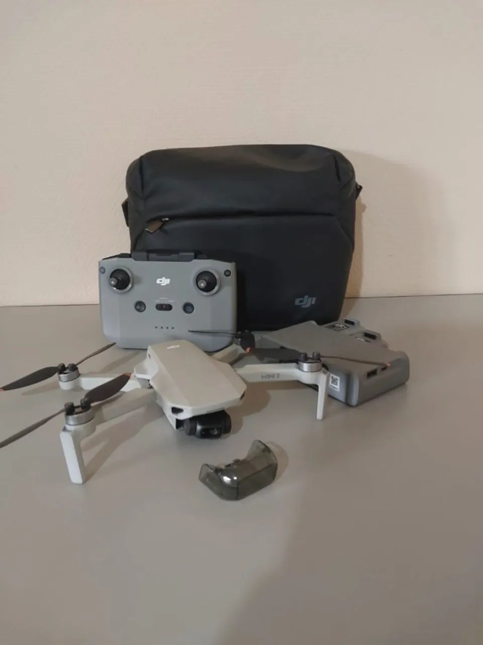 Drone Dji Mini 2 - Fly More Combo - Foto 2