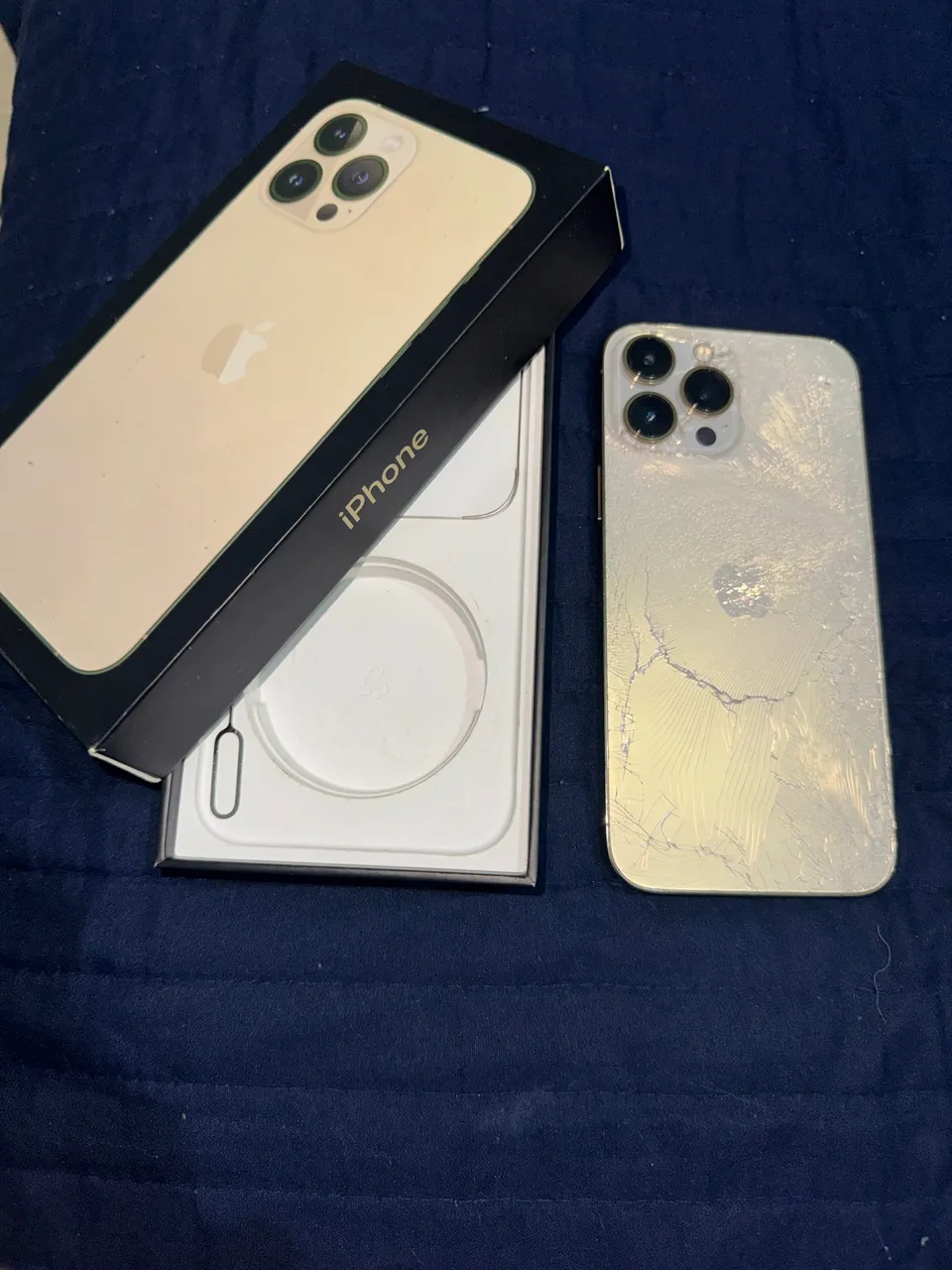 iPhone 13 Pro Max - Celulares e Smartphones - Centro, Nilópolis