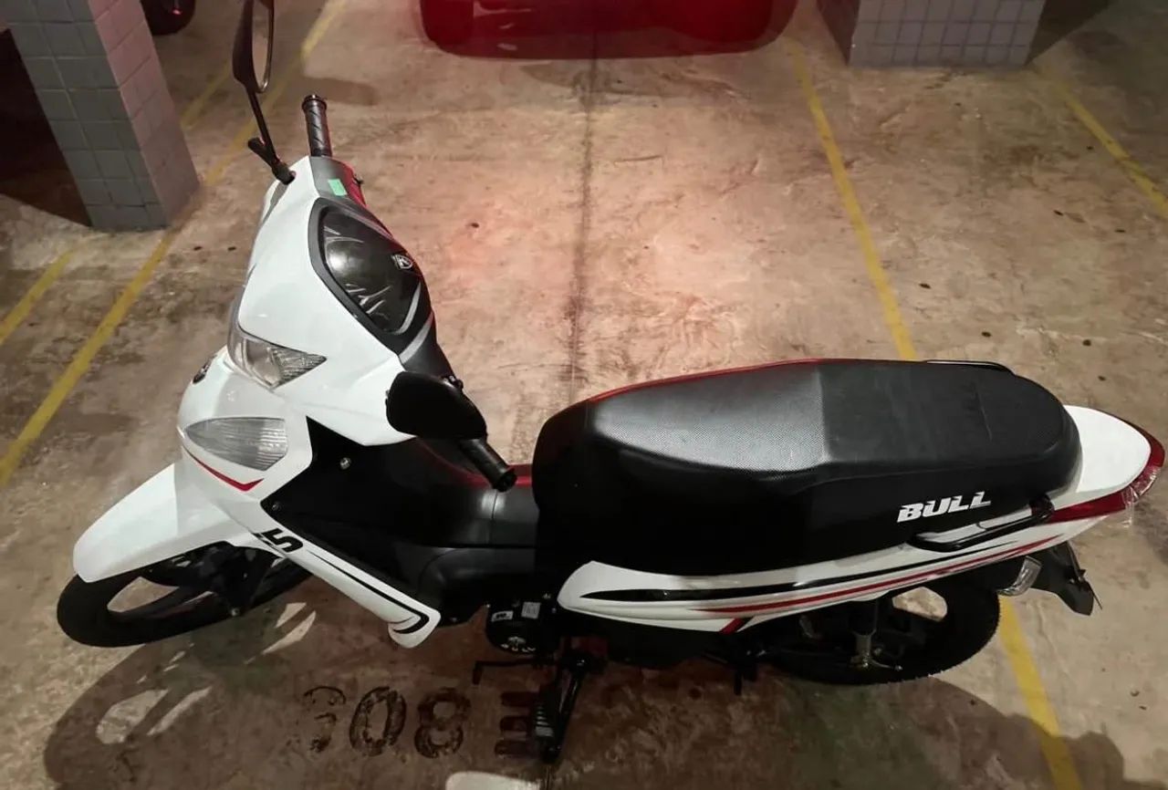 Bull 50  - Foto 4