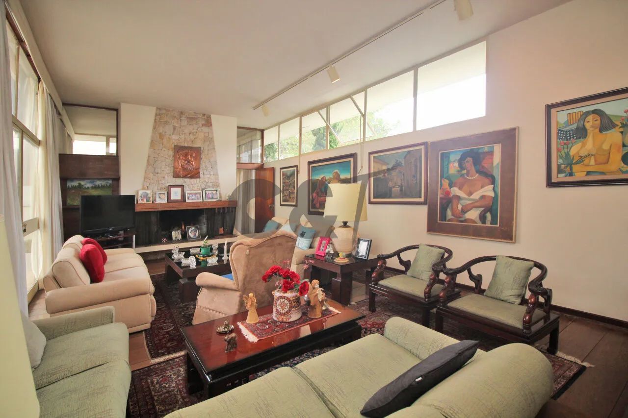 Casa de Vila com 4 Dormitórios (2 Suítes) para Alugar no Jardim Hípico - São Paulo/SP