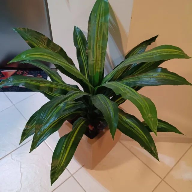 Vaso de planta artificial - Foto 3