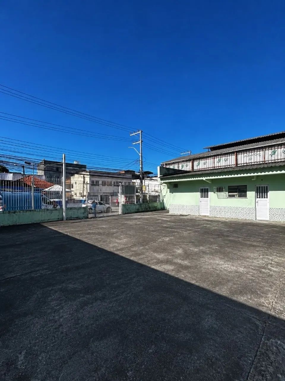 ALUGA-SE EXCELENTE IMÓVEL COMERCIAL NO CENTRO DE BELFORD ROXO - Foto 4