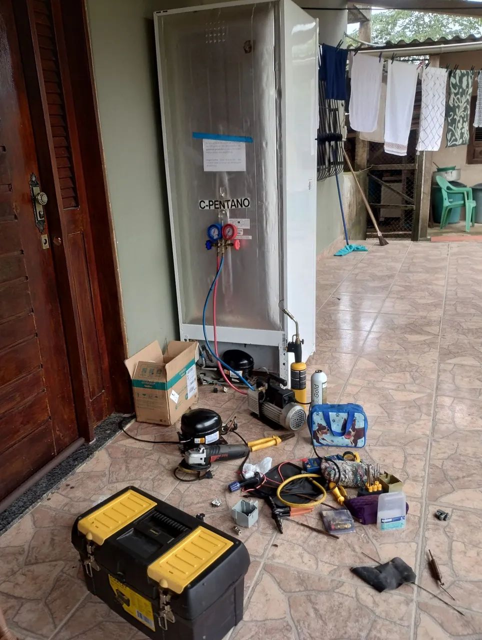 TÉCNICO EM REFRIGERAÇÃO EM GERAL 