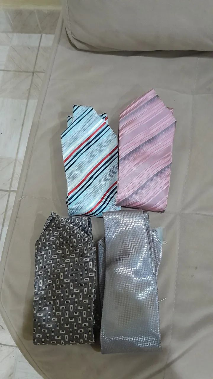 Kit com 04 gravatas