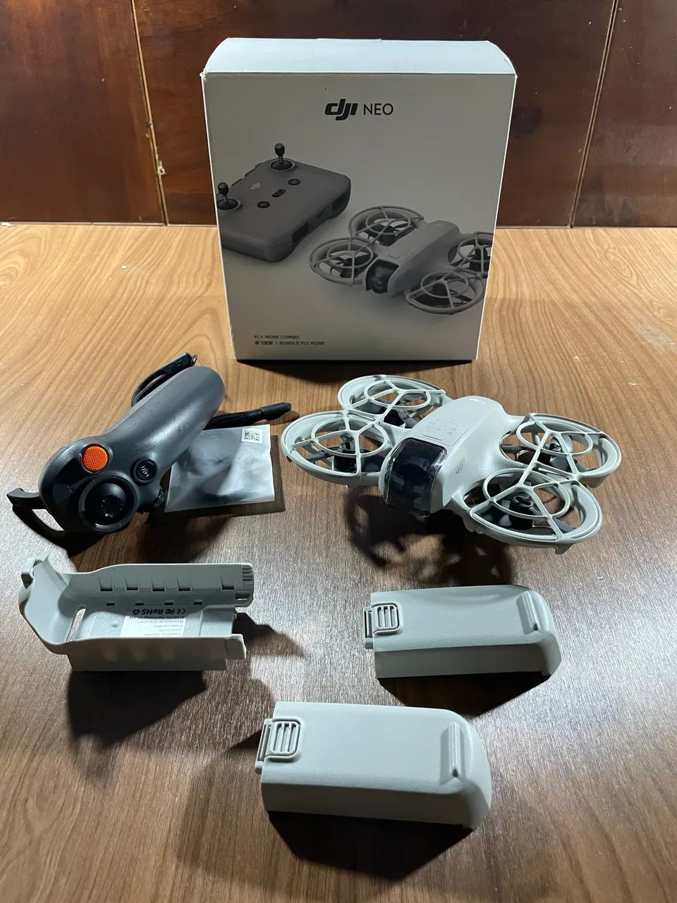 Drone DJI NEO FLY MORE  - Foto 5