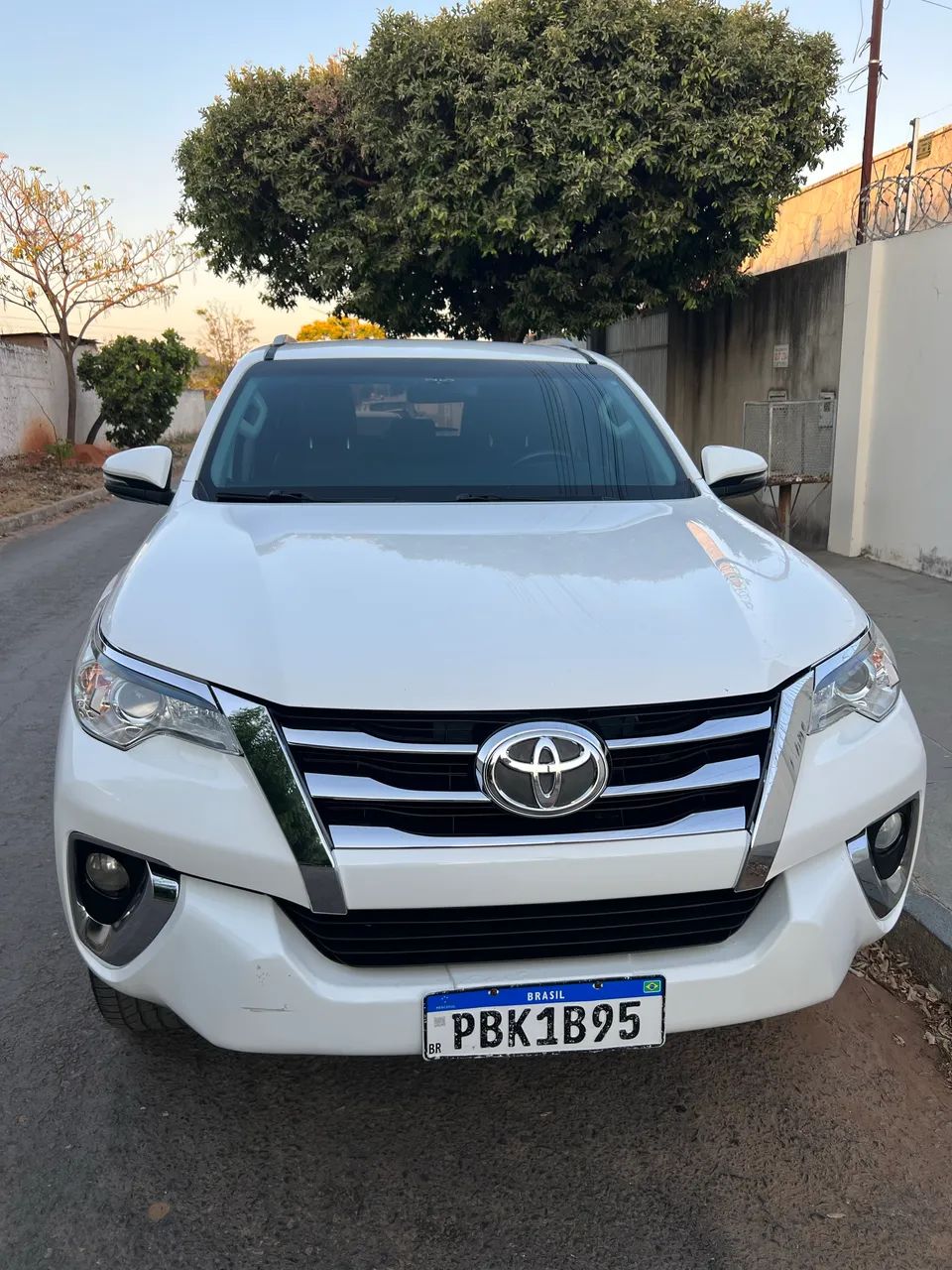 Toyota Hilux CD SRV 4X2 2.7 FLEX 16V AUT. 2019