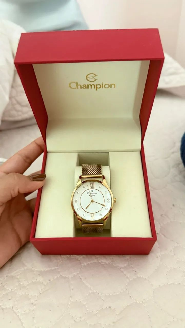 RELÓGIO DOURADO CHAMPION (PULSEIRA AJUSTÁVEL)