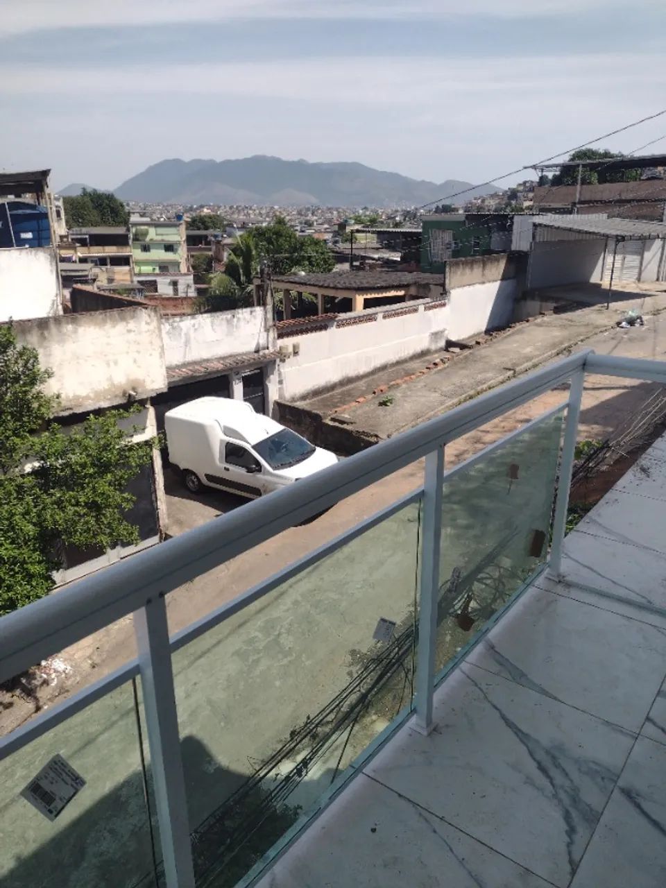 Aluga-se excelente apartamento 